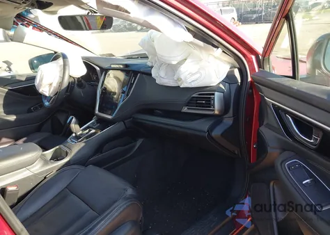 2021 Subaru Outback Limited z USA, uszkodzony, nr VIN 4S4BTANC3M3158339